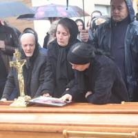 Донька пішла в перший клас, а батько загинув: Тернопільщині попрощалася із Героєм Богданом Жуком