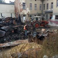 В центрі міста демонтовано згарище ресторану “Коловорот” (ФОТО)