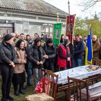 Ще жити і жити: на Тернопільщині попрощалися з 25-річним Героєм Олегом