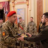 Командир Тернопільської бригади отримав відзнаку від Володимира Зеленського