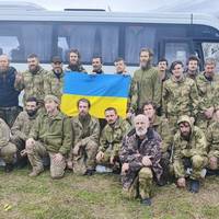 Україна повернула з полону 106 військових. Це захисники з Бахмутського напрямку