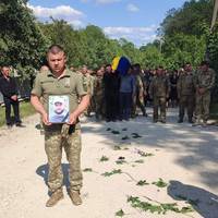 В останню дорогу у Залозецькій громаді провели воїна Андрія Божка