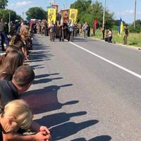 Зустріли навколішки: на Тернопільщину назавжди повернувся Герой Дмитро Дзебчук