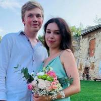 У замку Бережан, під час табору, одружилися молоді переселенці (фото)