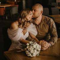 На Сході одружився легендарний танкіст з Тернопільщини (фото)