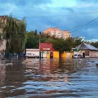 Під час зливи Тернопіль вкотре затопило. Фото