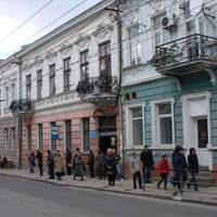 Тимчасово перенесуть зупинку у центрі на Руській. Куди?