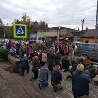 У Струсові навколішки зустріли загиблого 28-річного захисника Мар'яна Осовського