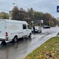 У Тернополі на пішохідному переході авто збило школярку: дитина в лікарні