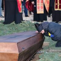 На Чортківщині провели в останню дорогу 28-річного захисника (фото)