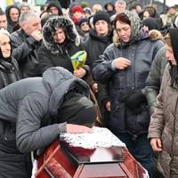 Лановецька громада провела в останню путь загиблого Героя Олега Степанушка