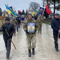 Без батька залишилася багатодітна сім’я: на Тернопільщині попрощалися з захисником Михайлом Хомином