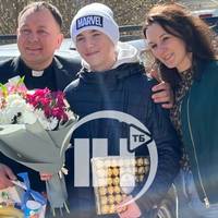 Священник з Тернопільщини забрав з сиротинця та всиновив уже третю дитину