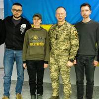 Сирський зустрівся зі Стерненком після звинувачень у причетності до його розшуку