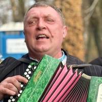 На Тернопільщині керівник музичного гурту не віддає 130 тис. грн на ЗСУ, які зібрані колективом
