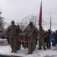 В Тернополі попрощалися з Героєм, якого тільки місяць тому мобілізували