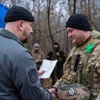 Гордість Тернопільщини: боєць 68-ї ОЄБр Андрій Гриб відзначений «Хрестом хоробрих»