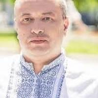 У сусідній з Тернопільщиною області депутат утік під час затримання та наїхав на поліціянта