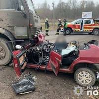Фатальна аварія на трасі Тернопіль-Ланівці: загинула жінка, ще двоє в лікарні