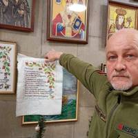 Бойовий медик з Тернополя вишиває картини навіть на фронті