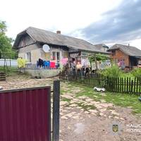 На Тернопільщині чоловік до смерті побив дружину: йому слідчі поліції оголосили про підозру та взяли під варту