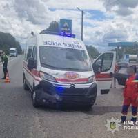 В Озерній автомобіль швидкої потрапив у ДТП (ФОТО)
