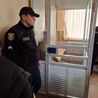 Катування, вимагання і викрадення людей: один підозрюваний — у розшуку, решта уже під вартою