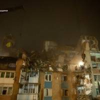 Третя доба пошуково-рятувальних робіт: у Тернополі триває розбір завалів після ворожого удару