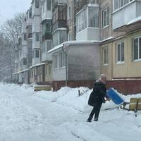 Роботи по ліквідації наслідків снігопаду тривають