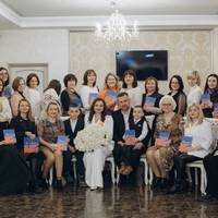 «Наче побувала у фільмі»: у Тернополі презентували книгу, що обіймає та дає надію