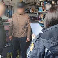 Незаконний продаж гуманітарних автомобілів: оголошено підозру мешканцю Чортківщини
