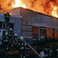 Нічна пожежа на Тернопільщині: вогонь охопив склад площею 700 м²